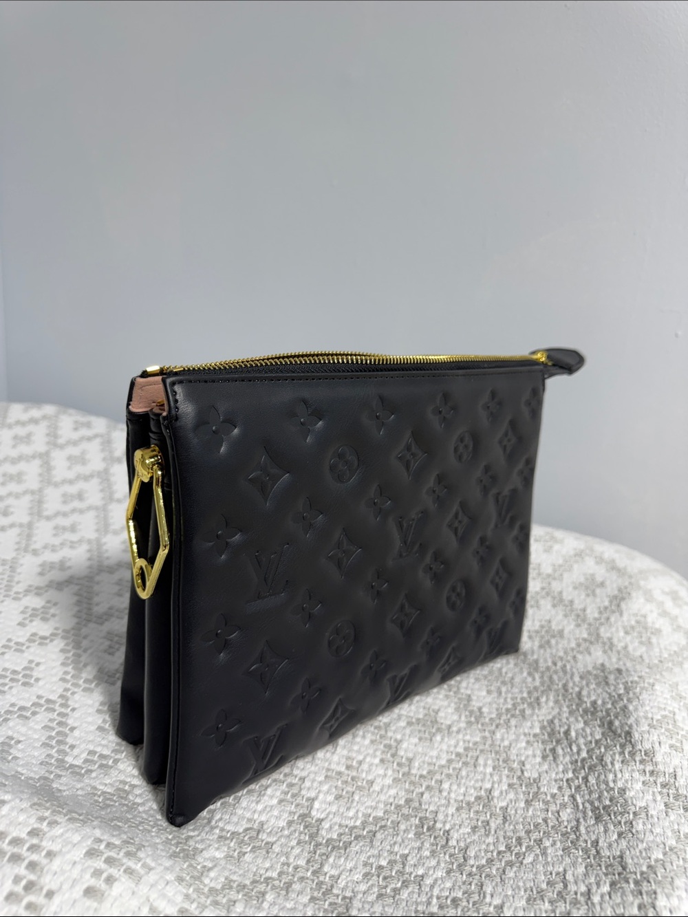 LVBlack Embossed Monogram Leather Pouch with Gold Hardware and shoulder straps - Picture 6 of 10